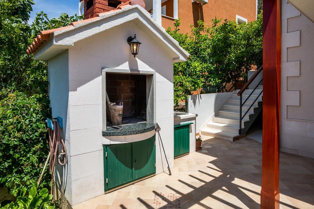 Apartments Oleandar ロゴズニッツァ 部屋 写真