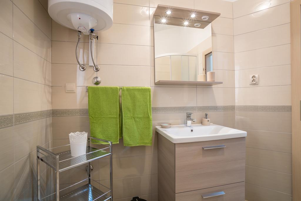 Apartments Oleandar ロゴズニッツァ 部屋 写真