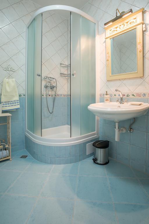 Apartments Oleandar ロゴズニッツァ 部屋 写真