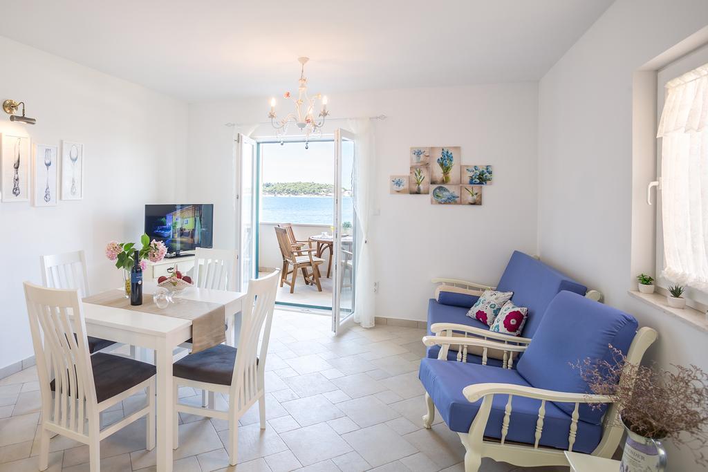 Apartments Oleandar ロゴズニッツァ 部屋 写真