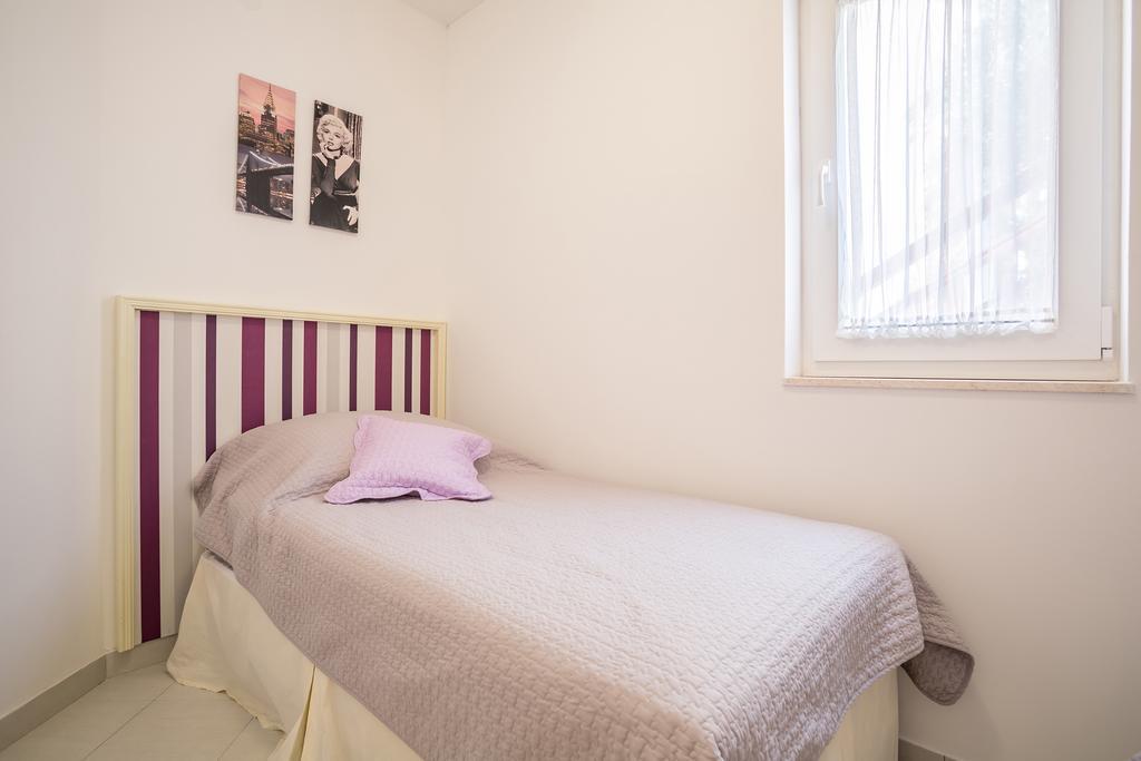 Apartments Oleandar ロゴズニッツァ 部屋 写真
