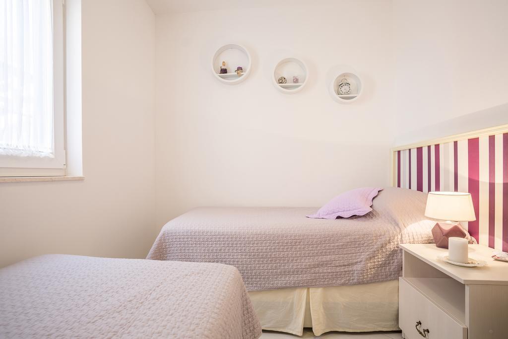 Apartments Oleandar ロゴズニッツァ 部屋 写真